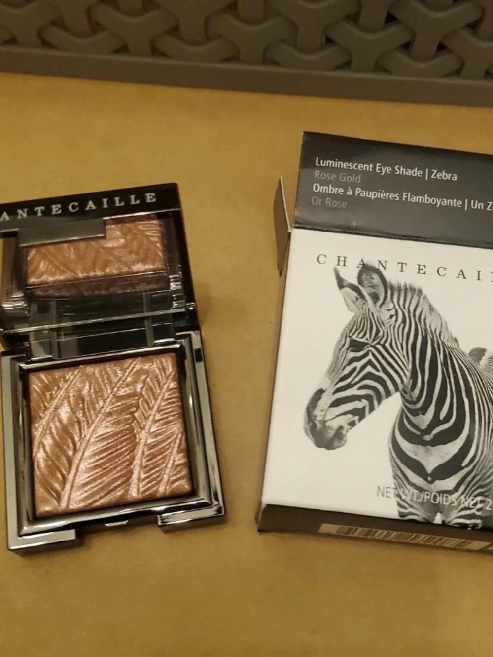 Chantecaille Luminescent Eye Shades ZEBRA. BNIB. PRICE IS FIRction